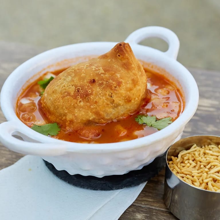 🌶️ Spicy Crunchy Vegan Samosa Chaat!